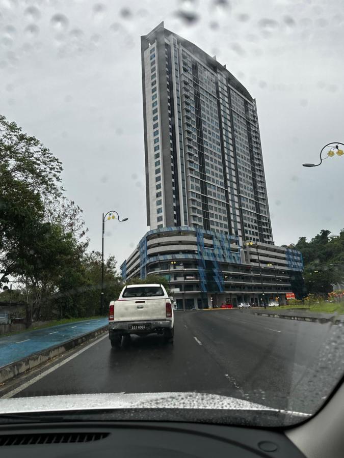 Botiza Suites At Jesselton Quay โกตาคินาบาลู ภายนอก รูปภาพ