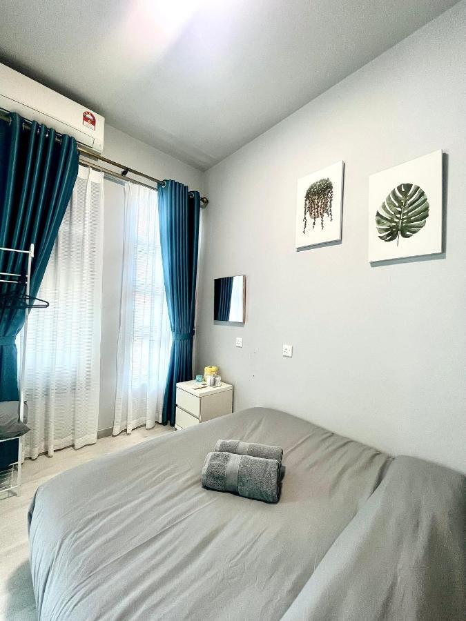 Botiza Suites At Jesselton Quay โกตาคินาบาลู ภายนอก รูปภาพ